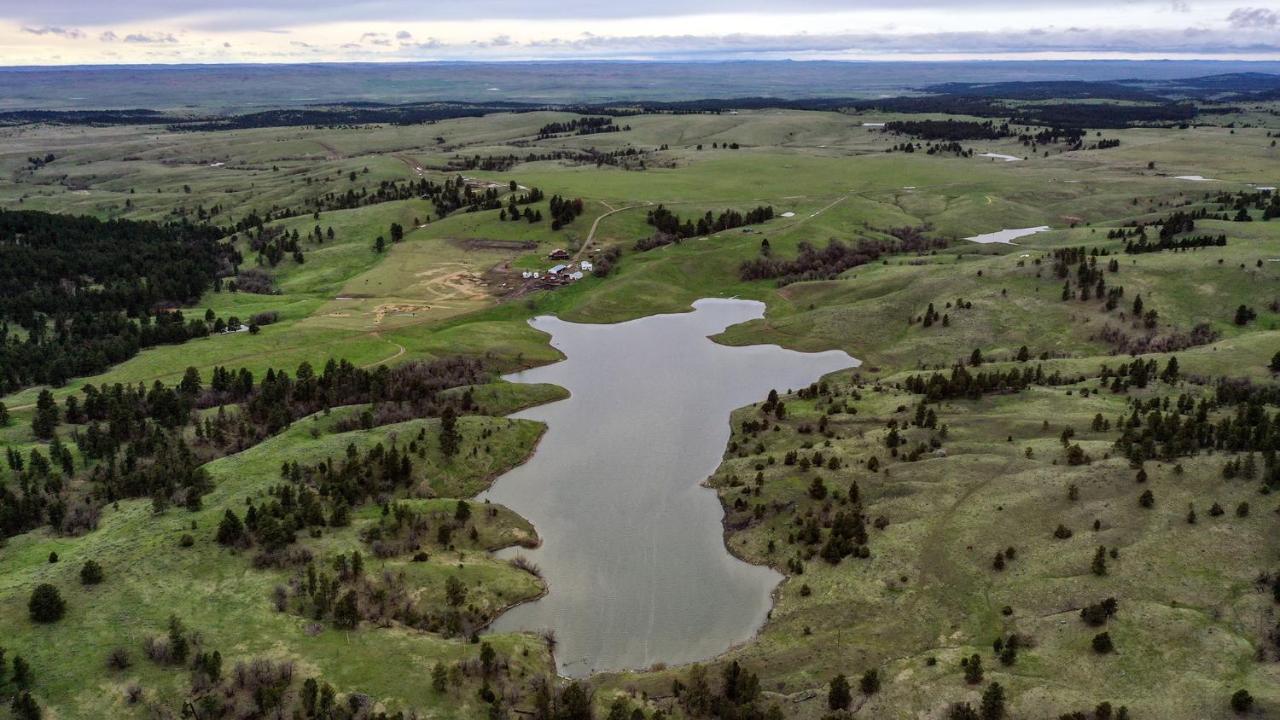 Lake Guest Ranch Villa Devils Tower Exterior foto